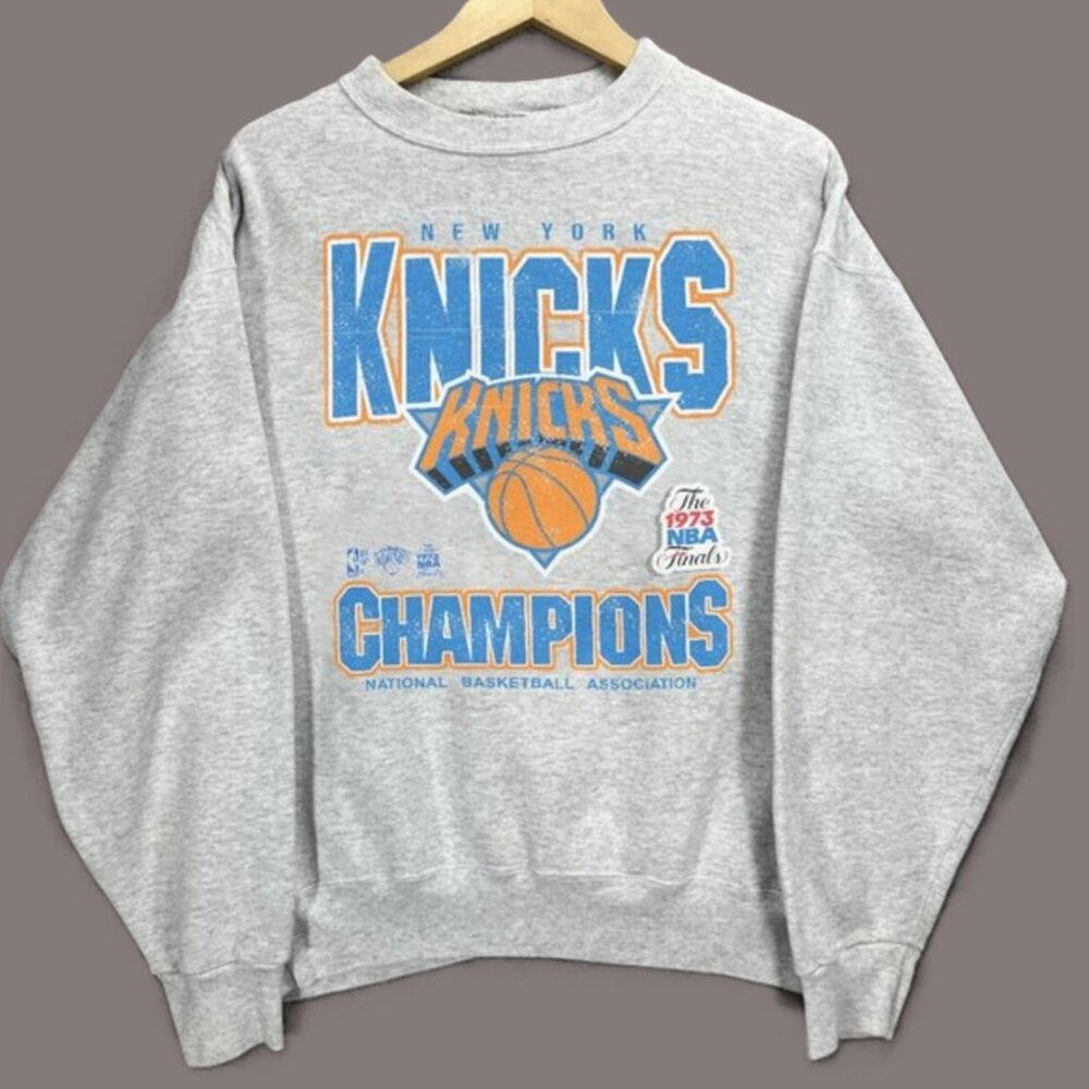 Vtg New York Knicks Basketball Sweatshirt 1973 NBA Finals Champions Shirt
